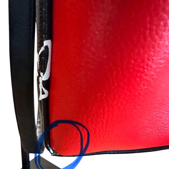 Betsey Johnson Shoulder Bag W Hearts & Bows Gold Chains On Crossbody Strap - Picture 7 of 16